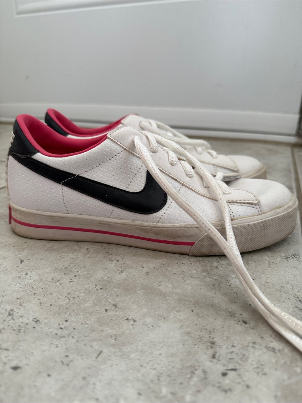 Nike Women’s White Sneakers